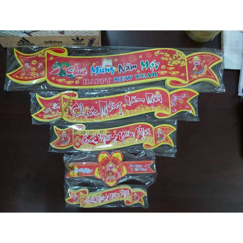 Decal dán chúc mừng năm mới giá sỉ