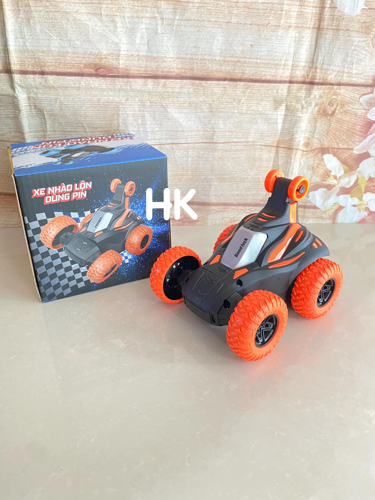 Xe nhào lộn phát nhạc cho bé hkm enfa-màu ngẫu nhiên - ko kèm pin