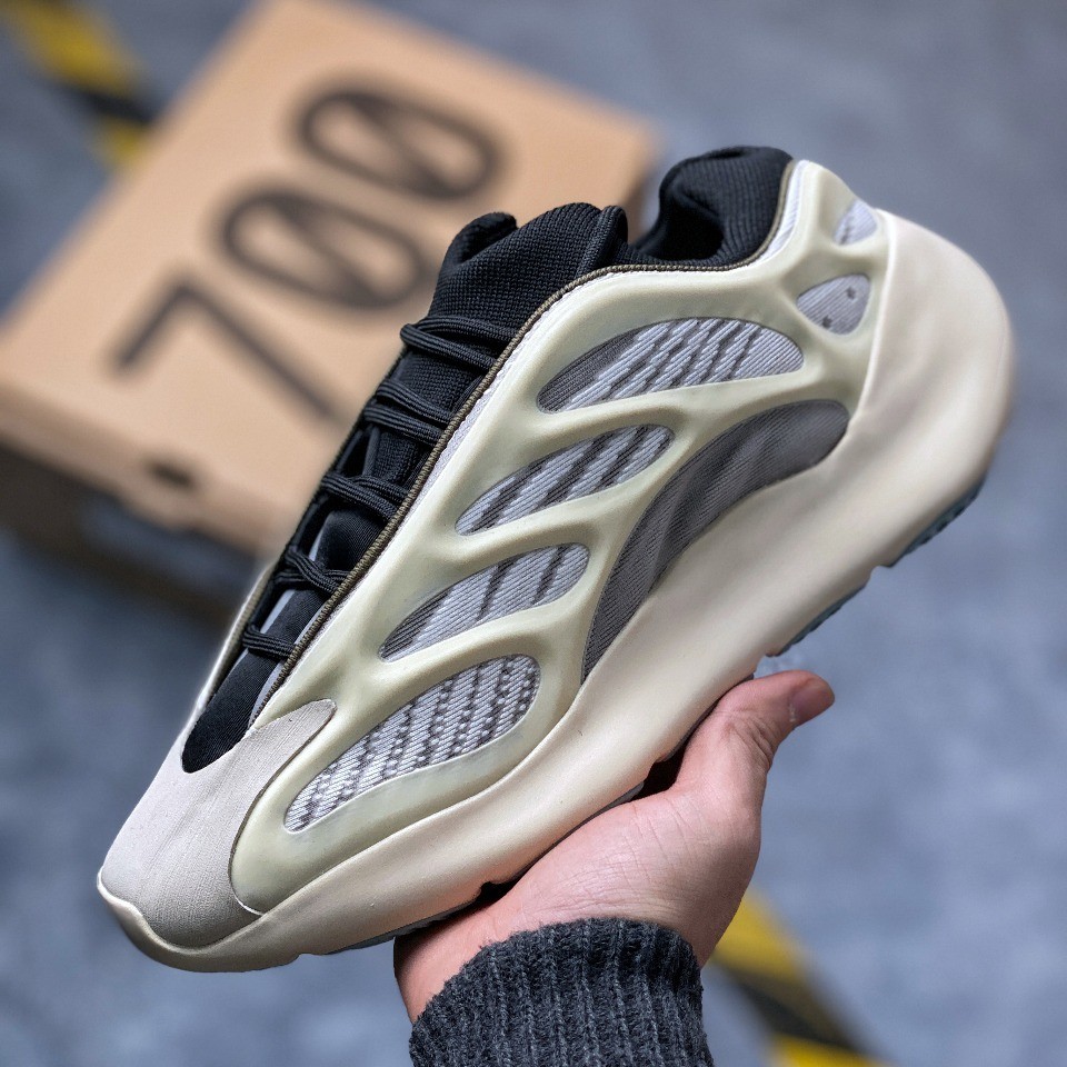 Tổng hợp Giày Yeezy 700 V3 giá rẻ, bán chạy tháng 5/2023 - BeeCost Tổng Hợp Giày Yeezy 700 V3 Giá Rẻ, Bán Chạy Tháng 5/2023 - Beecost