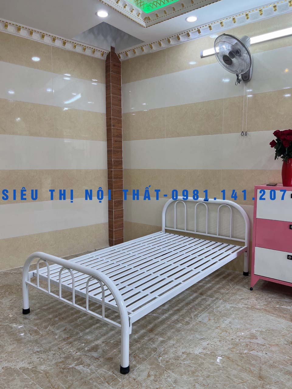Giường sắt mẫu đơn giản kích thước ngang 1m2 x dài 2m - Siêu Thị Nội Thất