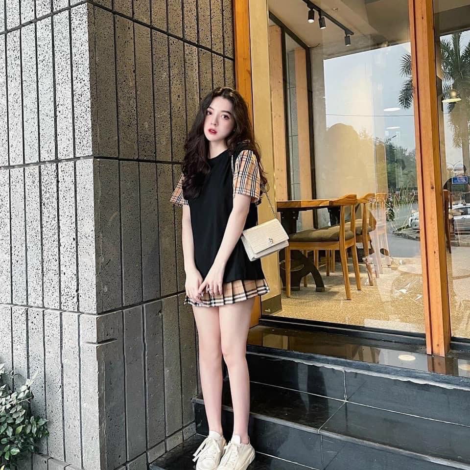 Set váy áo thun cổ tròn caro phối chân váy xếp ly dễ thương