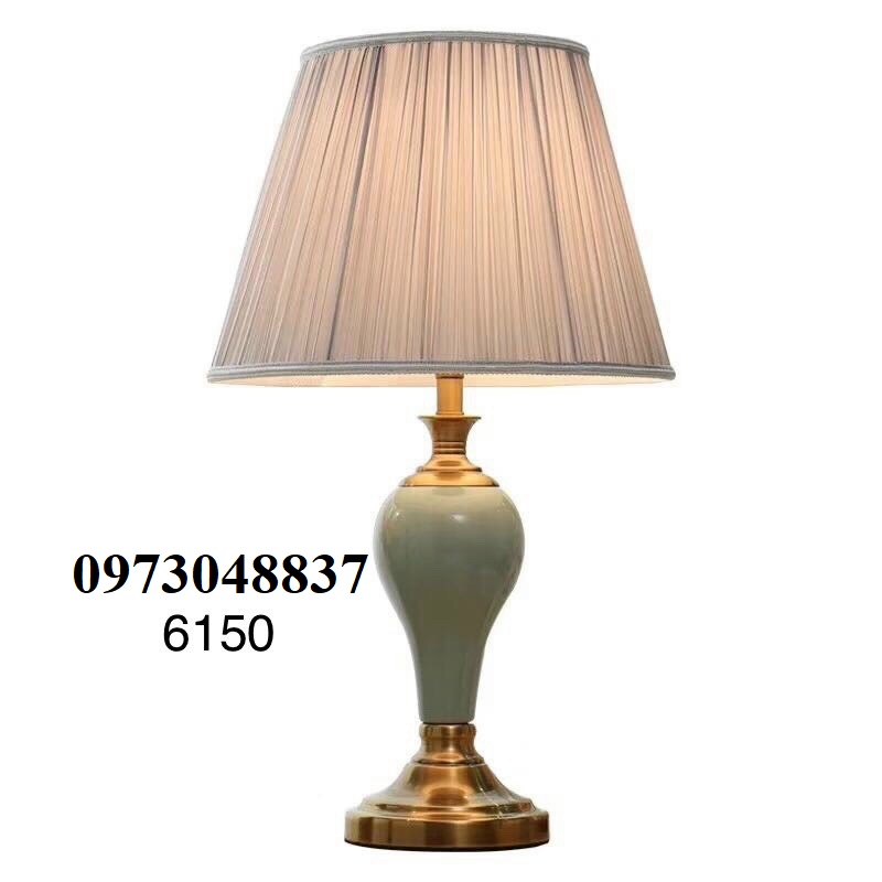 Đèn bàn - đèn ngủ để bàn tặng kèm bóng led 6150