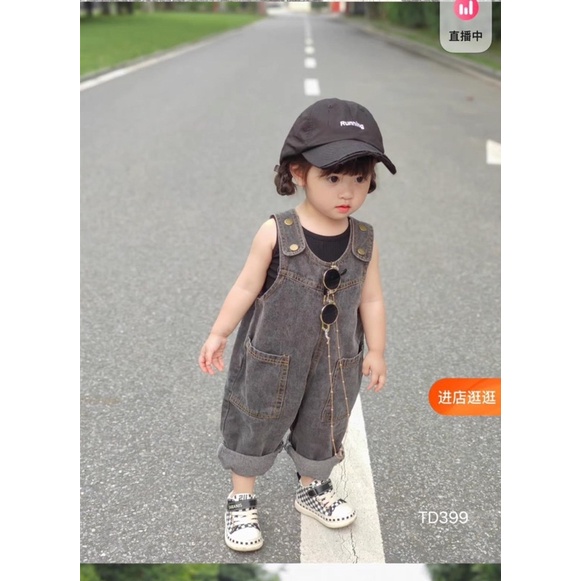Yếm bò xịn xò kèm áo cotton đẹp cho bé