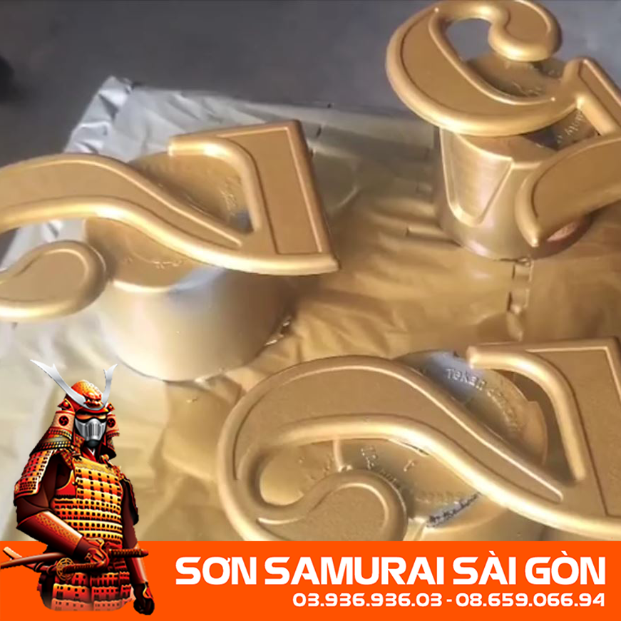 [HCM]Sơn SAMURAI H235 MÀU VÀNG ĐỒNG HONDA chính hãng - Sơn phun xe máy KUROBUSHI/ SAMURAI SÀI GÒN