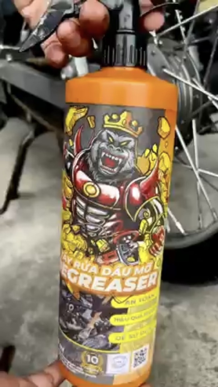 Tẩy Rửa Dầu Mỡ Đa Năng Sprayking Degreaser 900ml