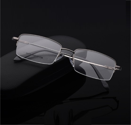 Kính viễn thị lão thị trung niên sẵn độ theo lựa chọn từ +100 đến  +400 cho nam và nữ GỌNG TITAN CỨNG cực bền nửa viền sang trọng