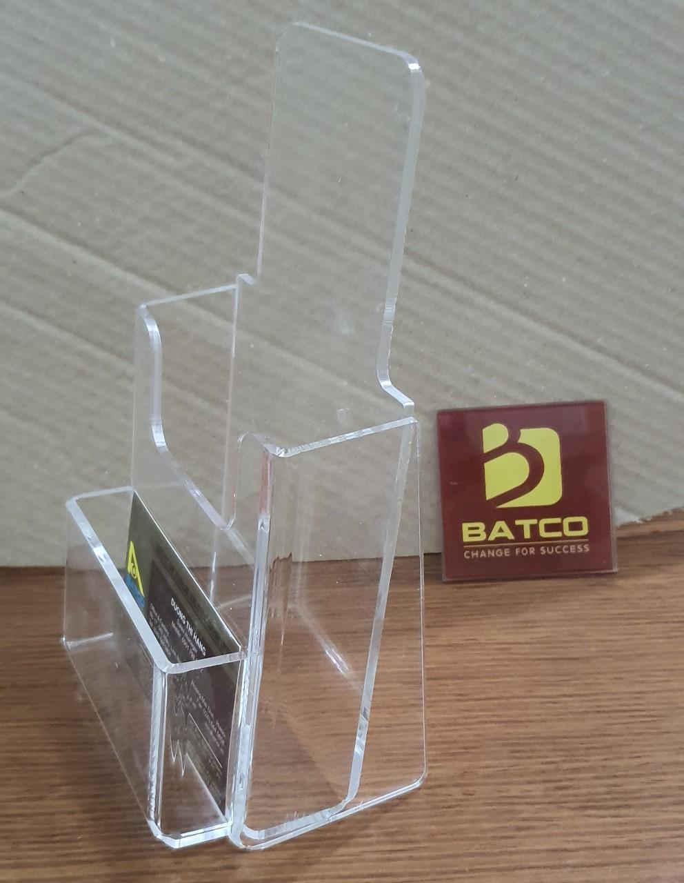 Bộ 4 Kệ mica đựng tờ rơi 2 ngăn ( kích thước tờ rơi 10x20cm)