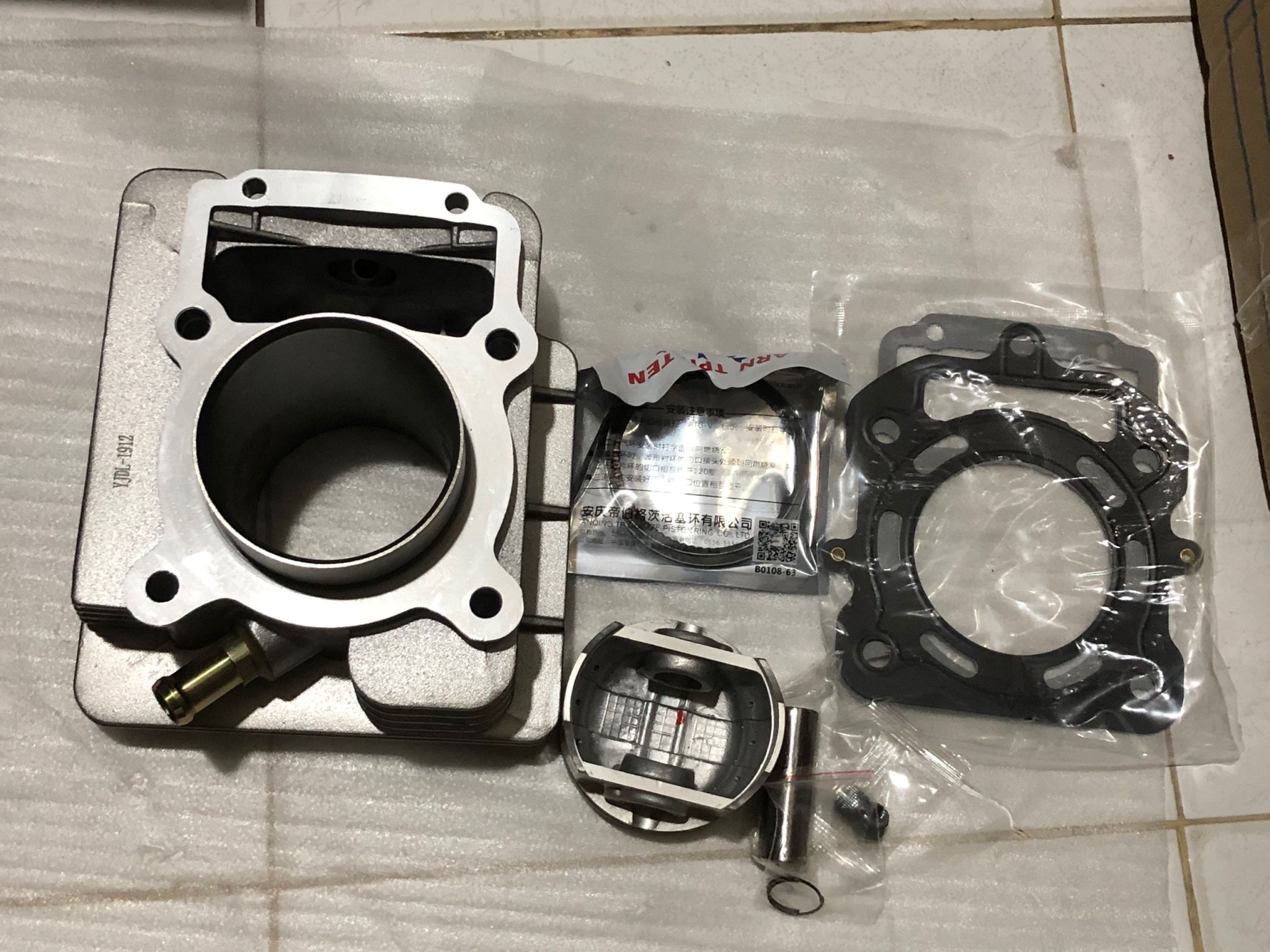 Bộ nòng + piston bạc xe ba gác longcin 250