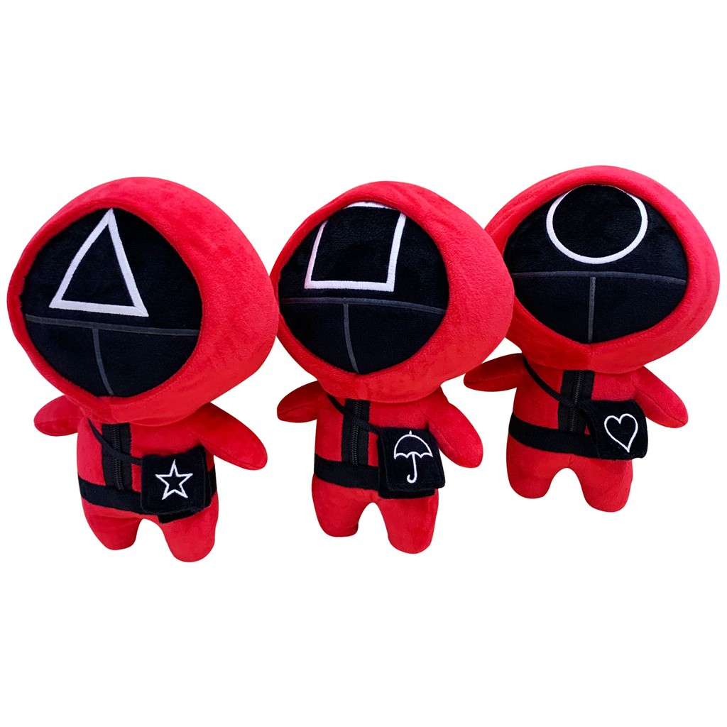 Gấu bông lính gác trong Trò chơi con mực- Squid Game 3 mặt vuông tròn tam giác kích thước 27cm - 35cm -50cm -70cm