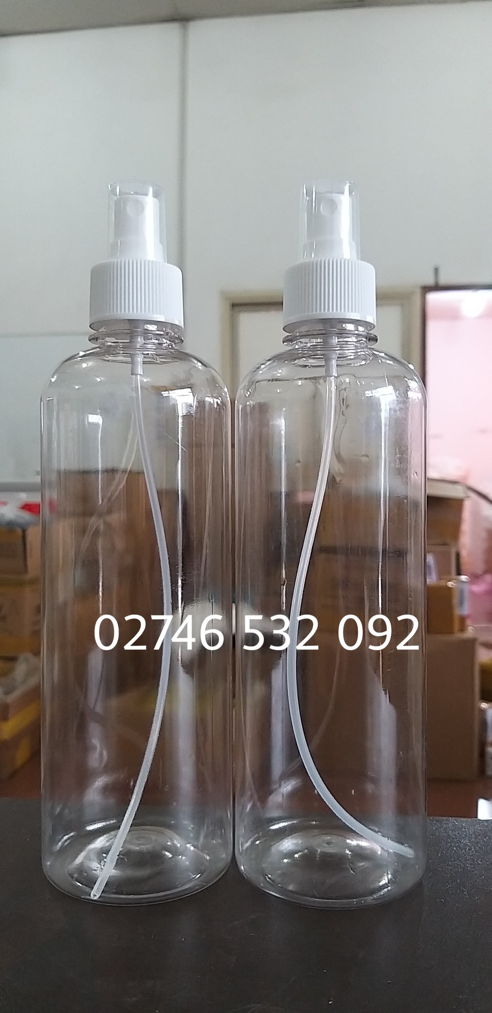 Chai Nhựa 500mL Thân Cao Phun Sương Trắng Tiện Dụng