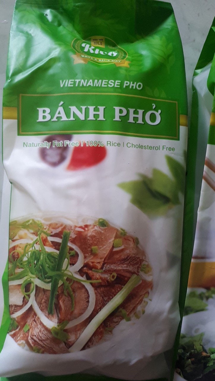 Bánh Phở Khô Rico Việt Nam 300gr được đóng gói xuất khẩu Nhật Bản