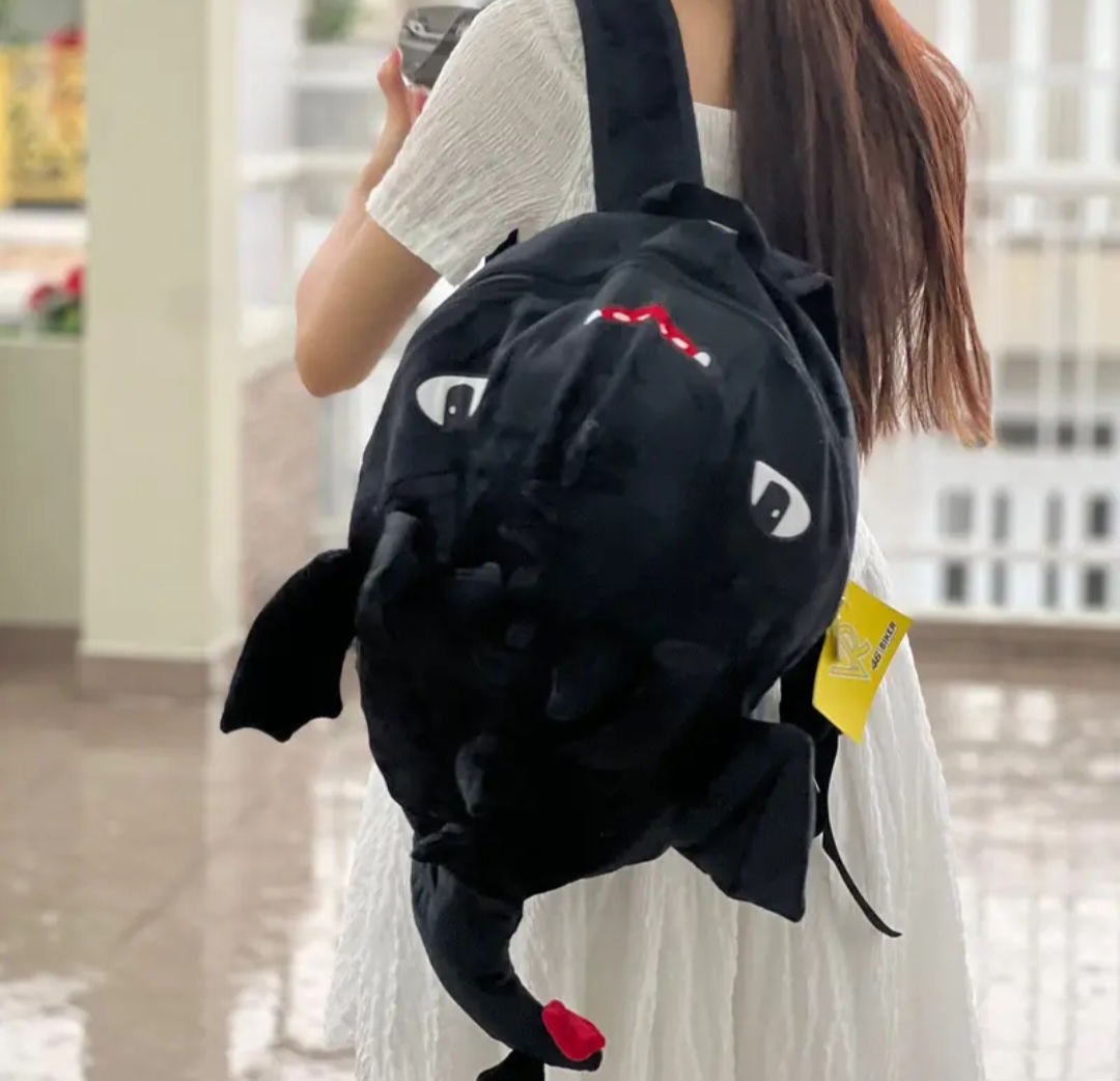Balo rồng siêu kute vải nhung 2 lớp màu đen.