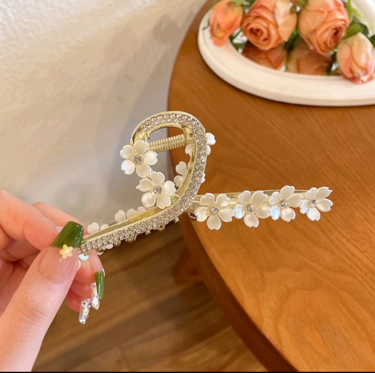 Kẹp tóc hoa bằng hợp kim đính đá thời trang