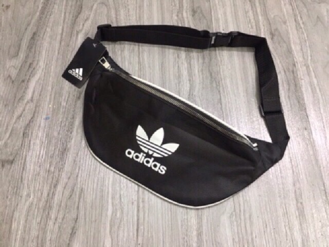 Túi bao tử Adidas viền trắng - Tặng mặt nạ đắp mặt