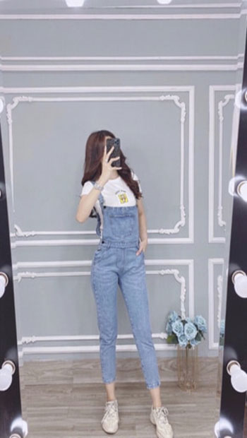 Quần yếm jean dài nữ, OEM ( màu xanh nhạt ) có đai nịt, lưng cao,dây phối kiểu mới,( size: S,M, L) thời trang PINKY79SHOP d0604