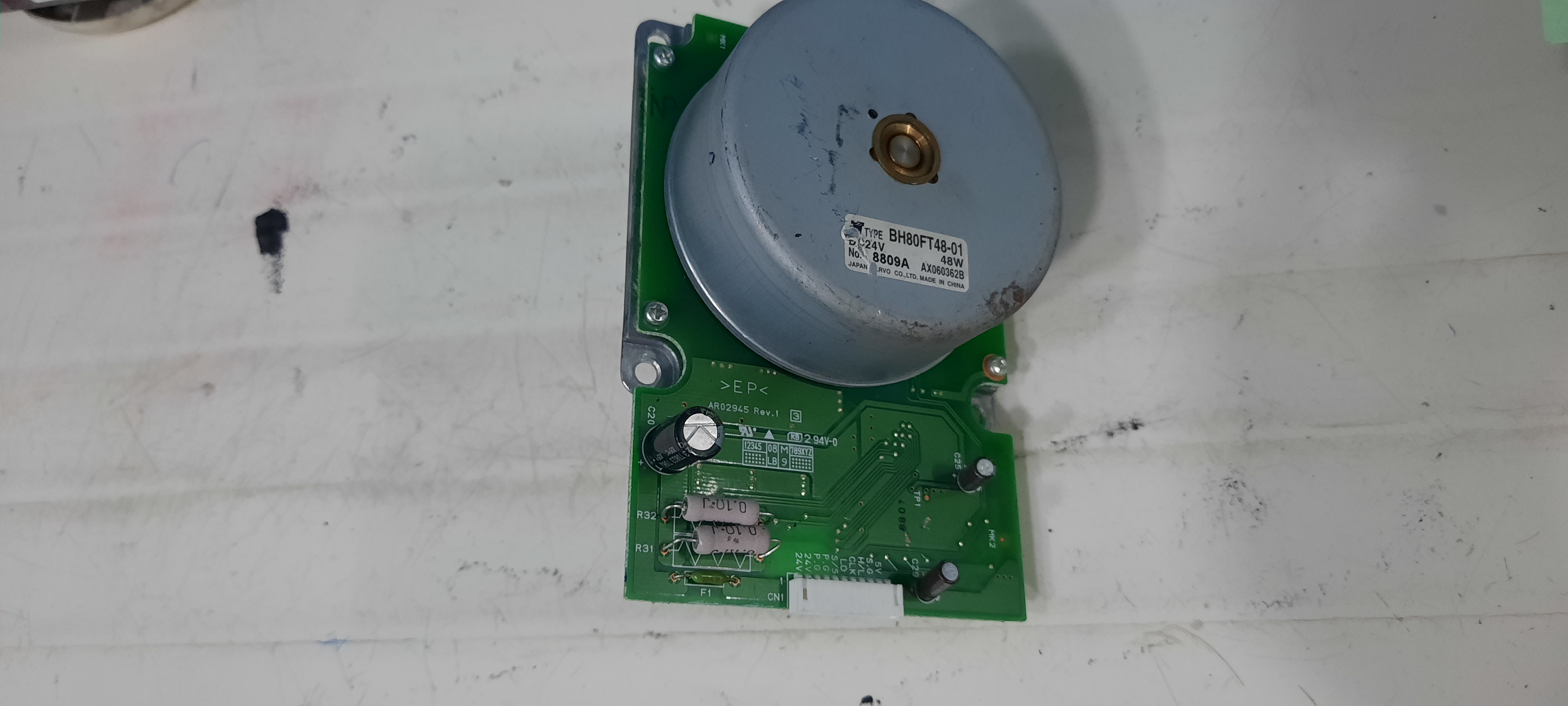 Motor không chổi than 48w cốt 8mm.