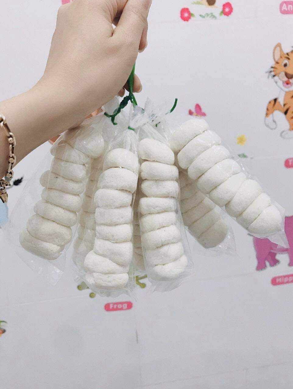 Xâu bánh bao sữa size nhỏ gồm 70 cái bánh