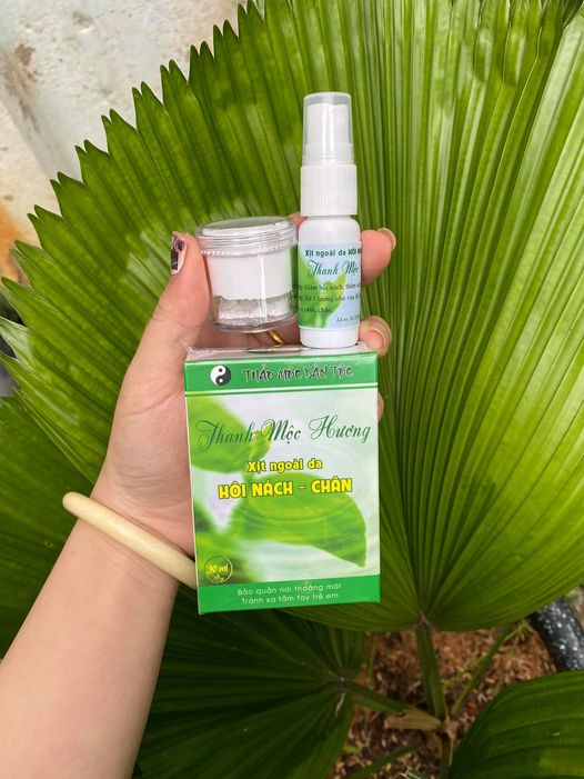 Combo Xịt hôi nách Thanh Mộc Hương Và bột Thoa- mẫu mới