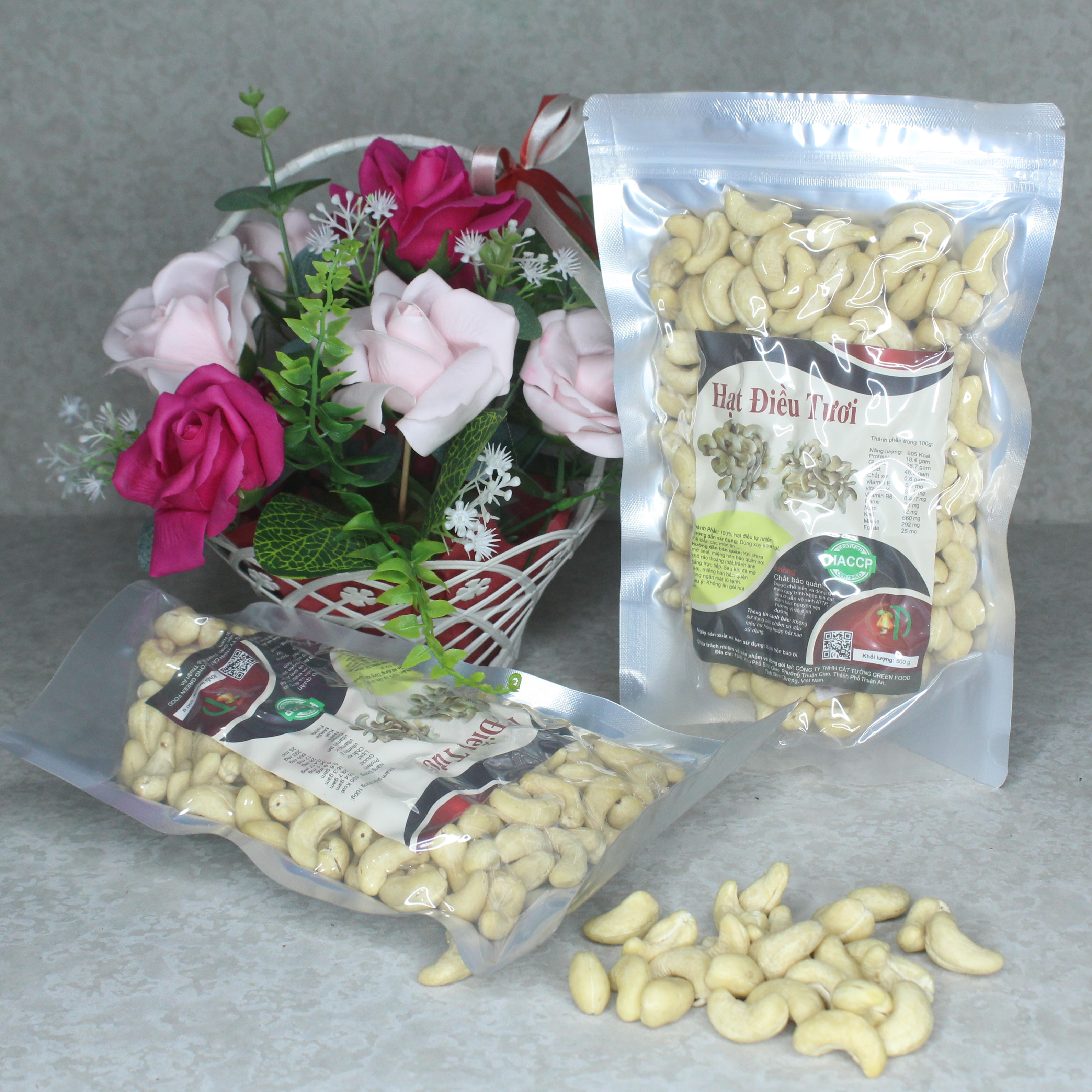 HẠT ĐIỀU SỐNG, HẠT ĐIỀU TƯƠI NGUYÊN HẠT BÓC VỎ LỤA HÀNG NHÂN TRẮNG MỚI 500G