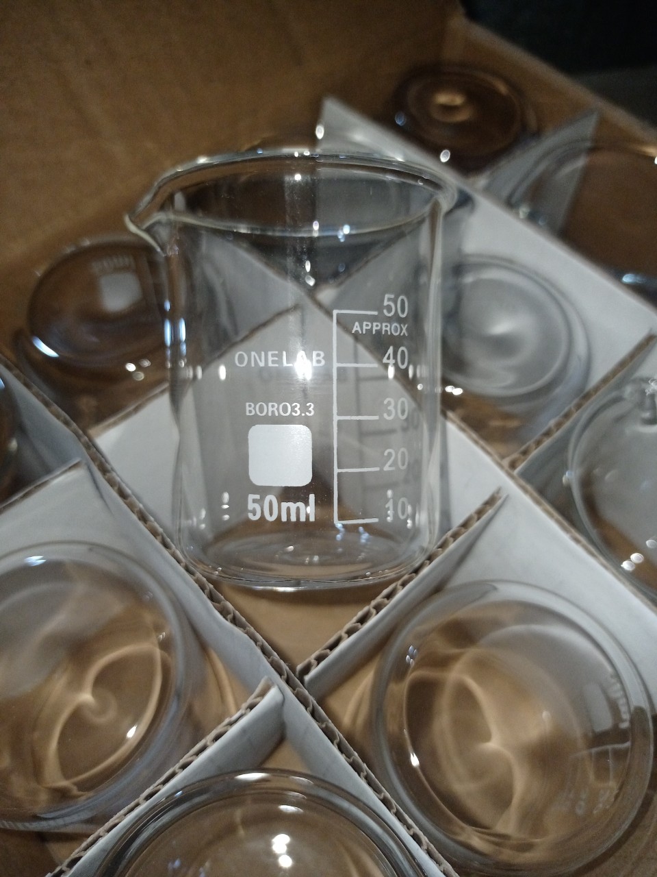 Cốc thủy tinh thí nghiệm có chia vạch 50 ml - 100 ml - 150 ml - 250 ml -500 ml - 1000 ml onelab