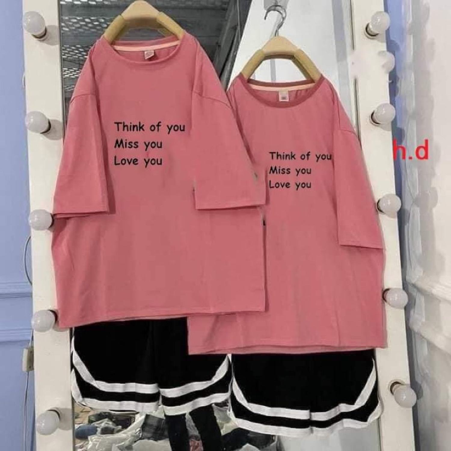 Sét áo phông think of you +quần đùi V HARI