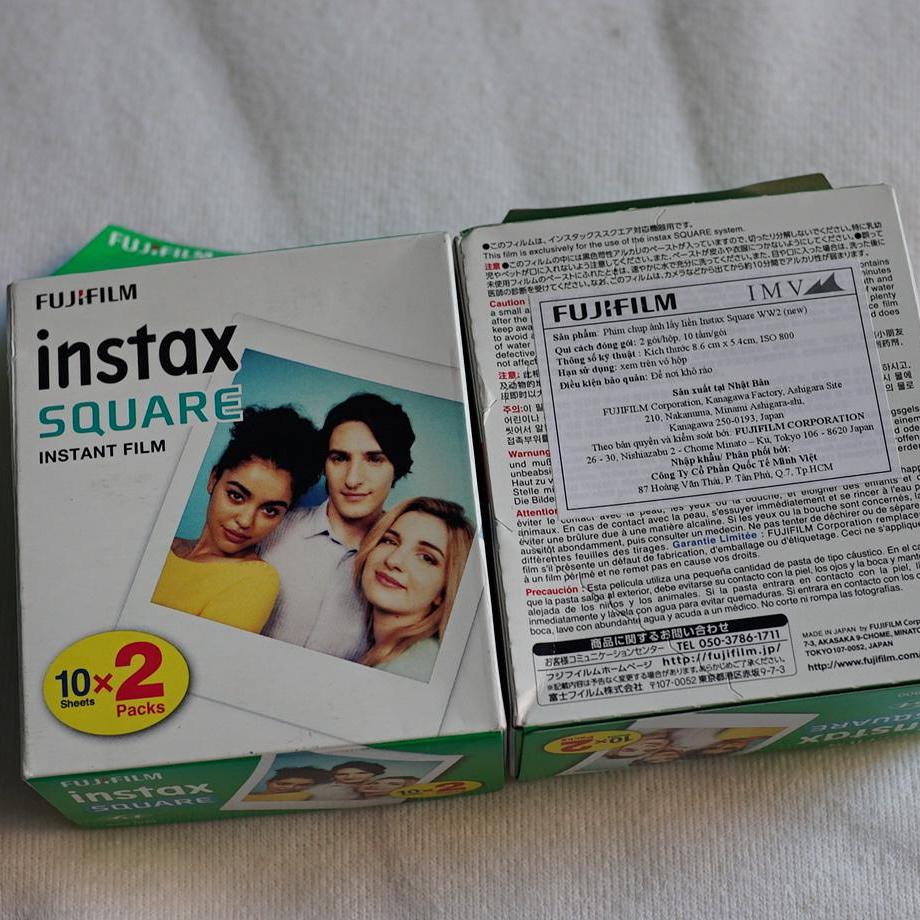 Hộp Phim Fujifilm Instax Mini Square 20 tấm
