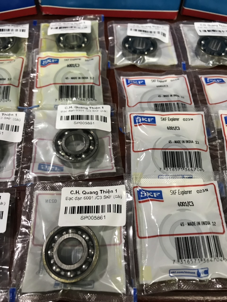 Bạc đạn 6001 /c3 skf