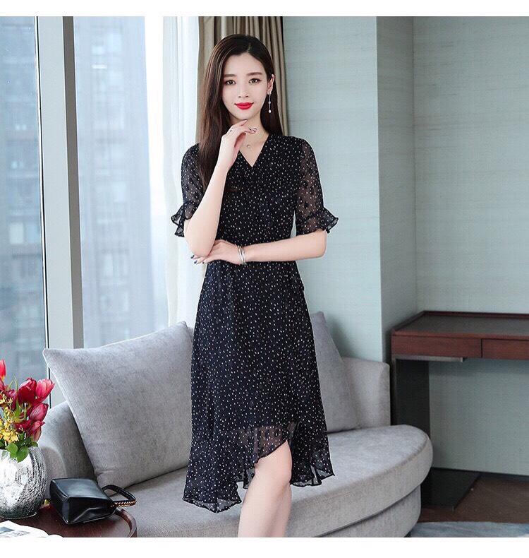 Đầm xòe chấm bi xẻ tà mia v-d0mia29
