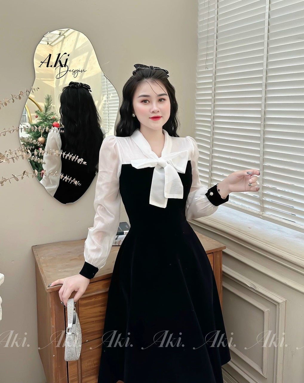 HOÀN TIỀN MAX - Đầm thời trang nữ mặc đi chơi chất nhung cứng cổ cột nơ trắng tay dài phối đen có 3 màu xinh dễ lựa