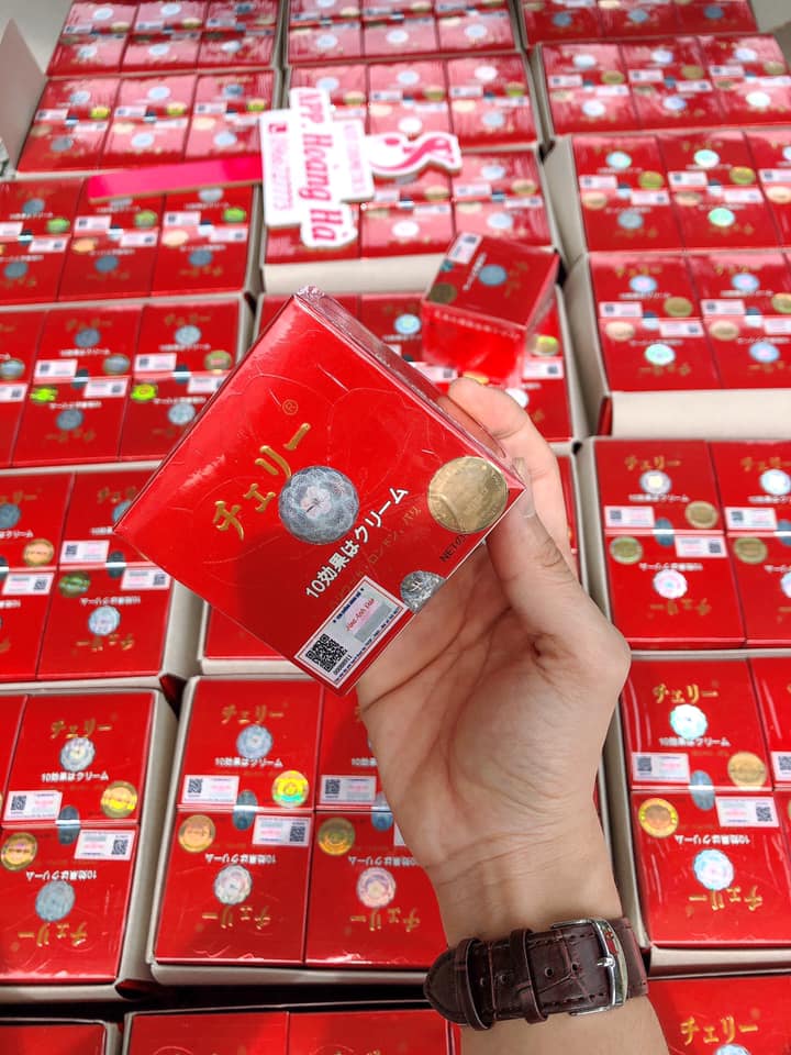 KEM FACE HOA ANH ĐÀO NHẬT BẢN