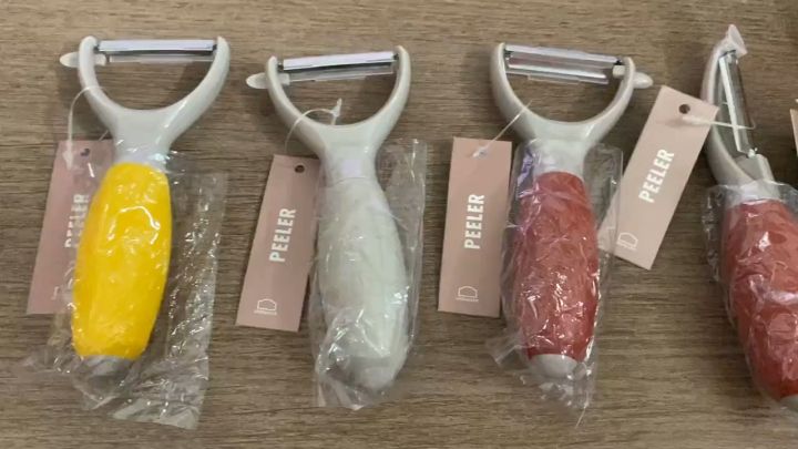 Dao bào kiểu chữ y lock&lock lol123 - màu ngẫu nhiên