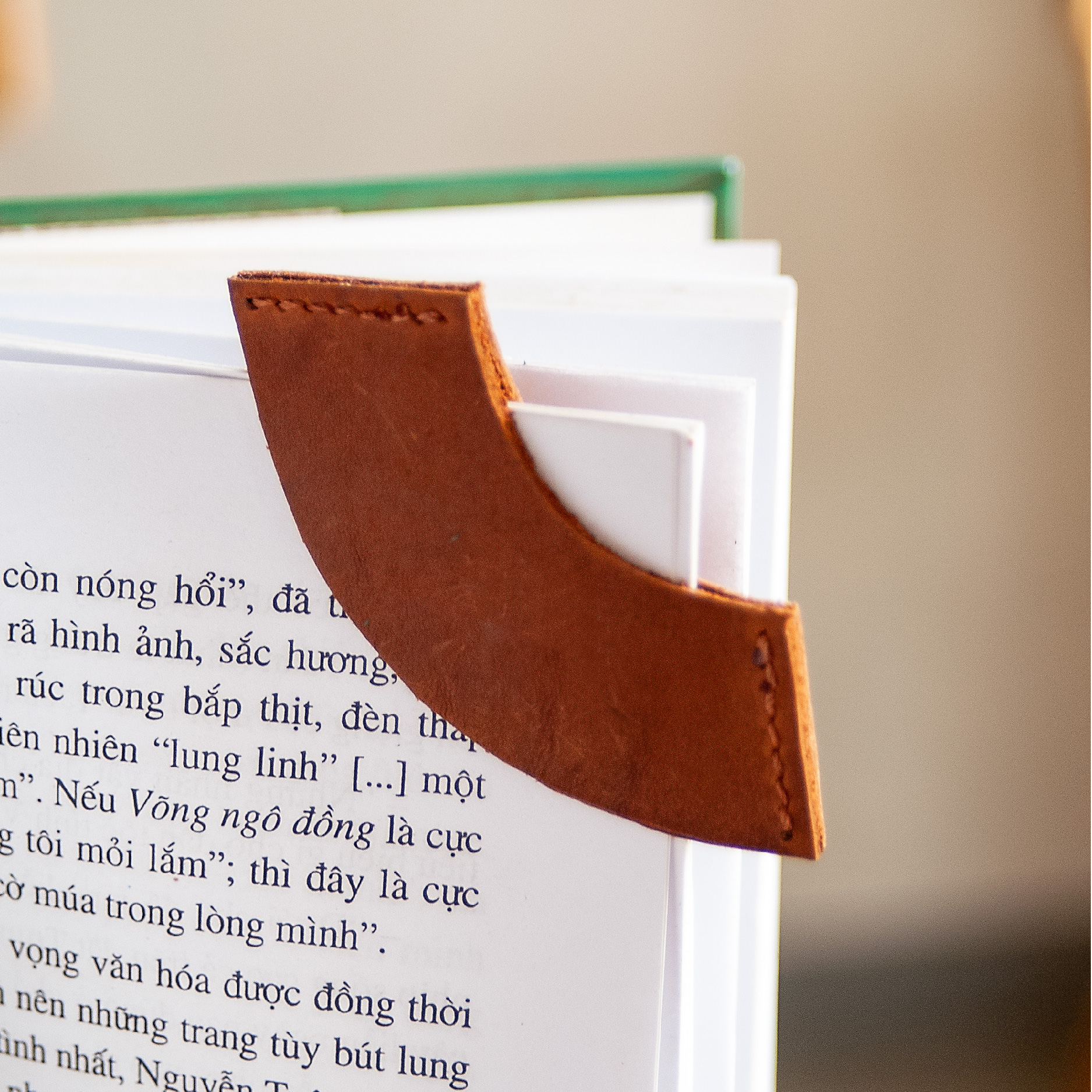Bookmark sách - Đánh dấu trang sách Da bò tự nhiên Luna (size 45cm x 45cm)