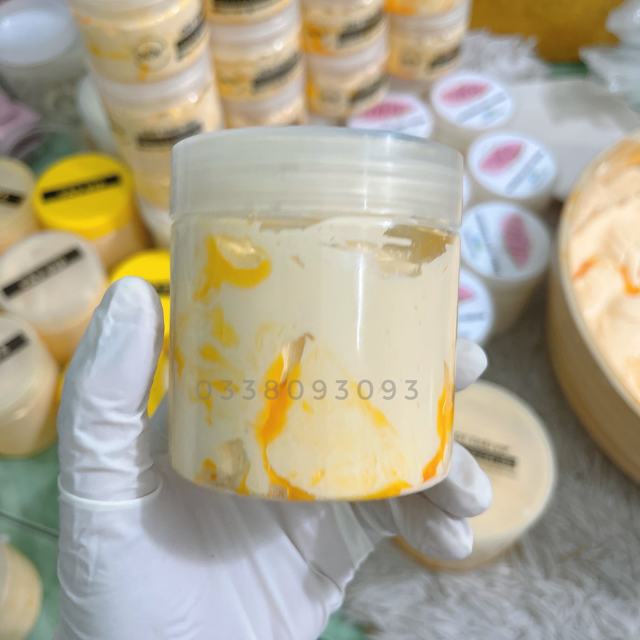 Kem body cốt ủ thái cực mạnh trắng da 220g