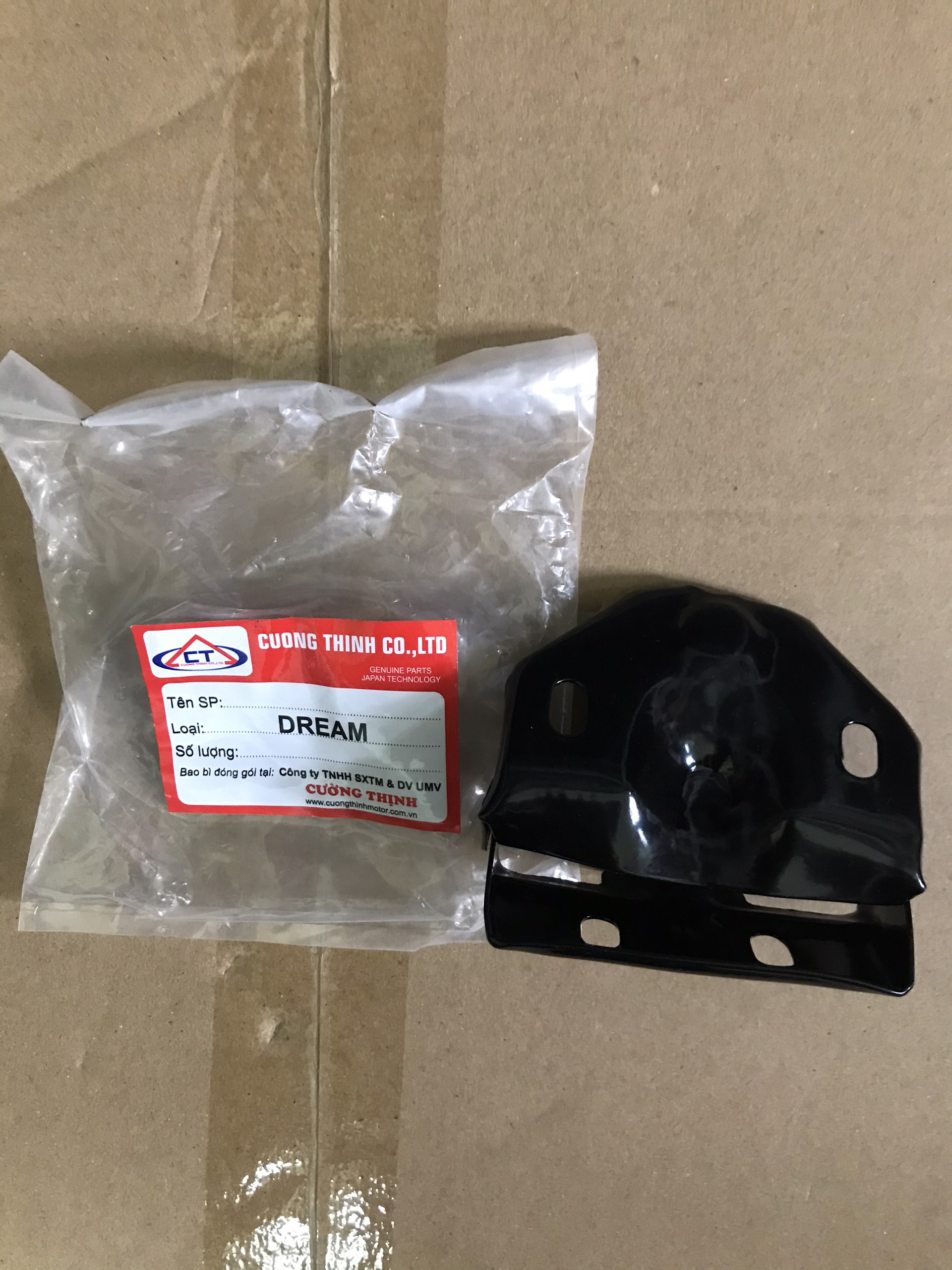 Bản lề yên xe Dream cường thịnh