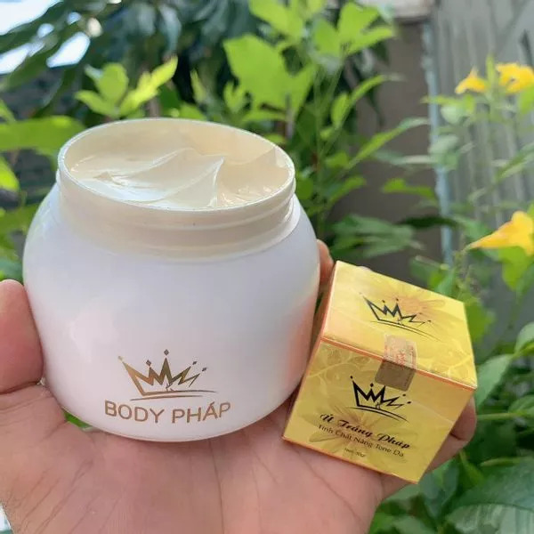 Kem Body Pháp Cosmestic - Tặng kèm ủ kích trắng
