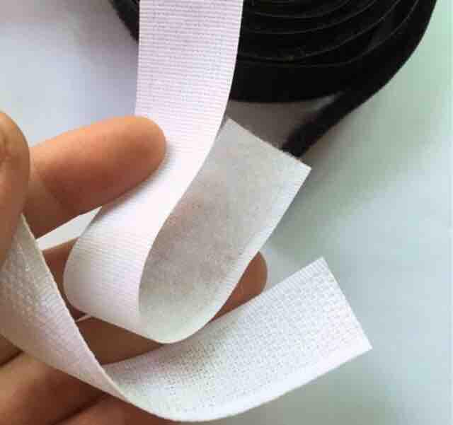 [HCM]Băng dính nhám dính gai mỗi bên 1met