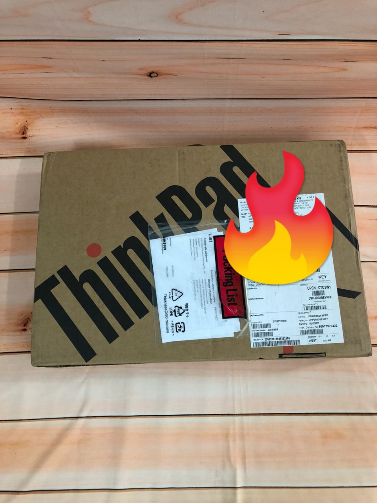 Lenovo thinkpad x1 carbon gen 10 12th gen core i7 1260p|ram 16gb|ssd 256gb|14″ fhd+ ips 400nits máy newseal
