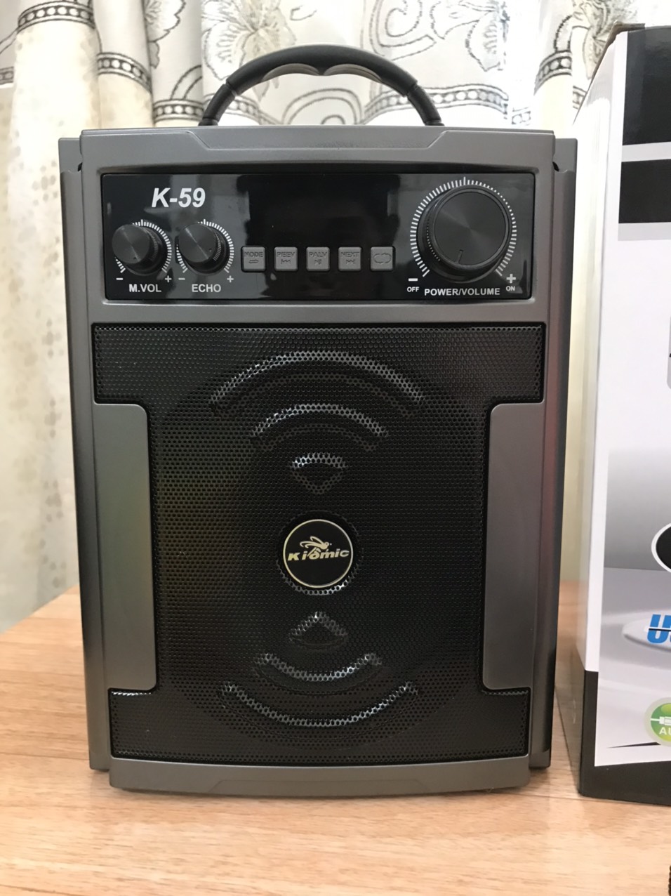 Loa karaoke Kiomic K59 tặng 01 micro không dây