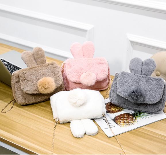 Túi nữ đeo vai đeo chéo lông vũ tai thỏ TT150