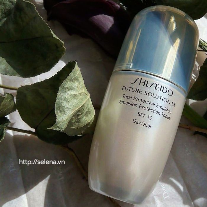Sữa dưỡng ban ngày Shiseido Future Solution Lx Total Protective Emulsion E 75ml
