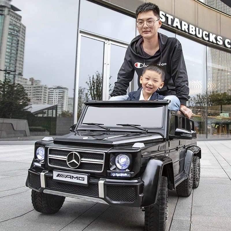 Ô tô điện trẻ em Mercedes AMG WF189 6 bánh 2 chân ga cho bé tự lái và điều