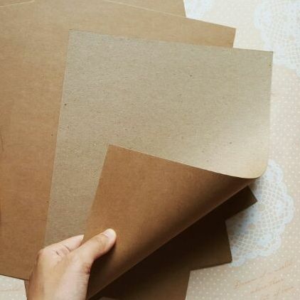 Bìa cứng da bò khổ A4 180 gsm làm thiệp, đồ thủ công, đồ dùng dạy học - giấy Kraft nâu A4 (giấy xi măng)