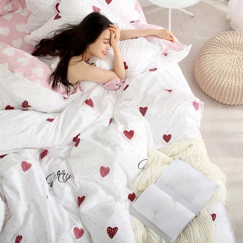 Bộ chăn ga gối phong cách Hàn Quốc trái tim hồng trắng + ruột chăn hè.