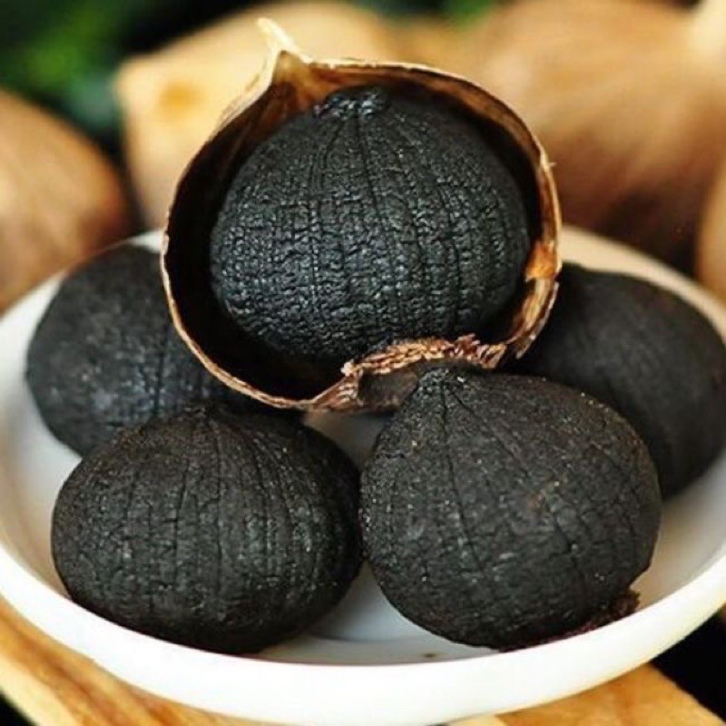 500g tỏi đen cô đơn 1 nhánh