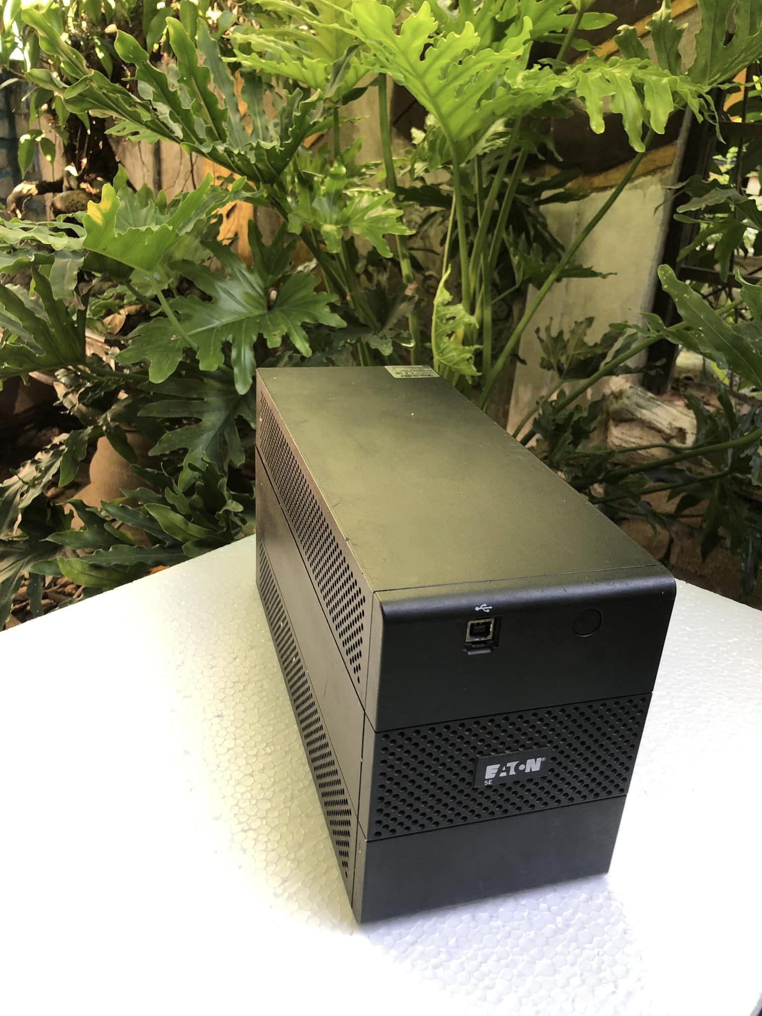 Bộ lưu điện ups ares 5e 2000i công suất 1200w hệ 24v chạy liên tục đến cạn bình