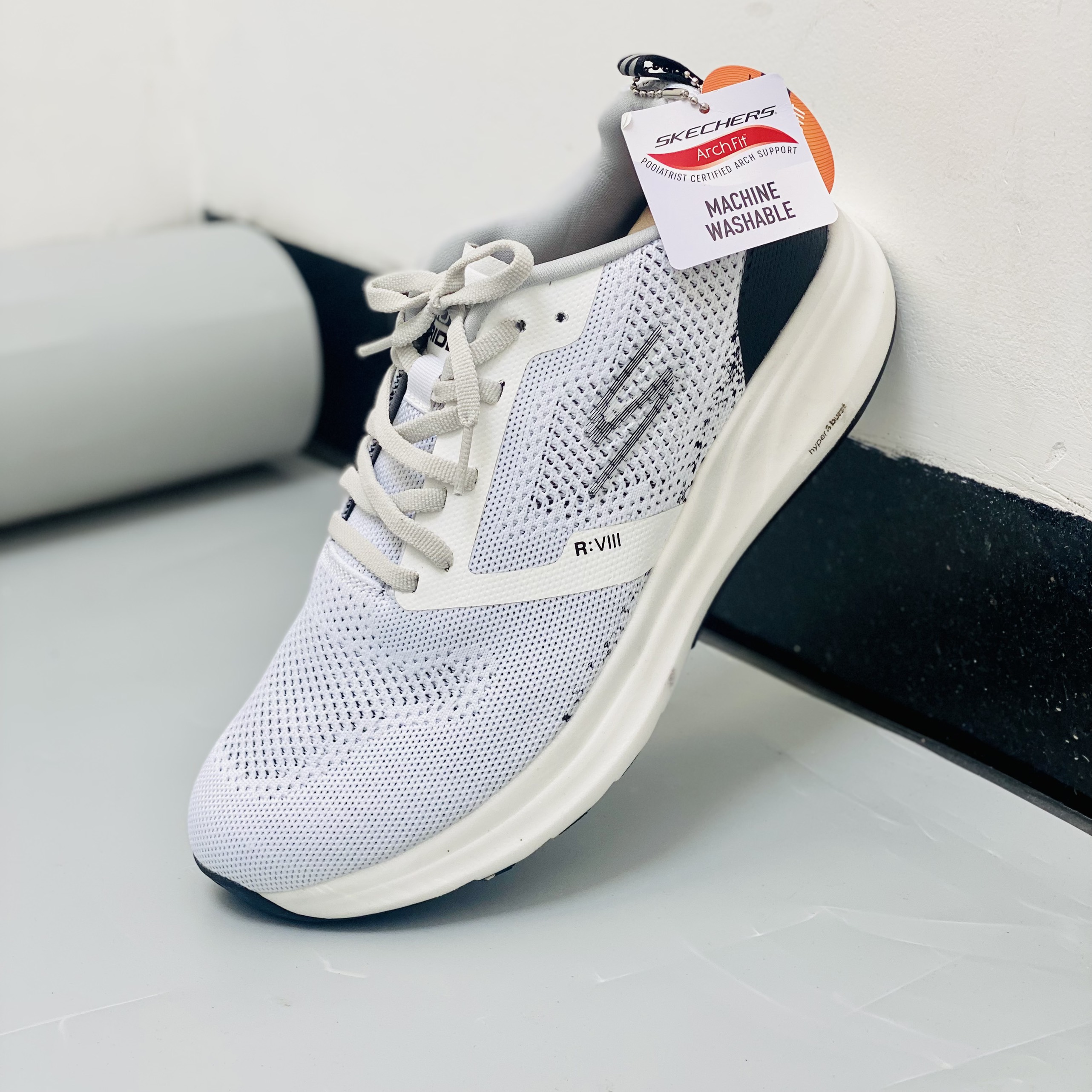 Giày thể thao skechers ride 8 gorun hyper màu trắng cho nam