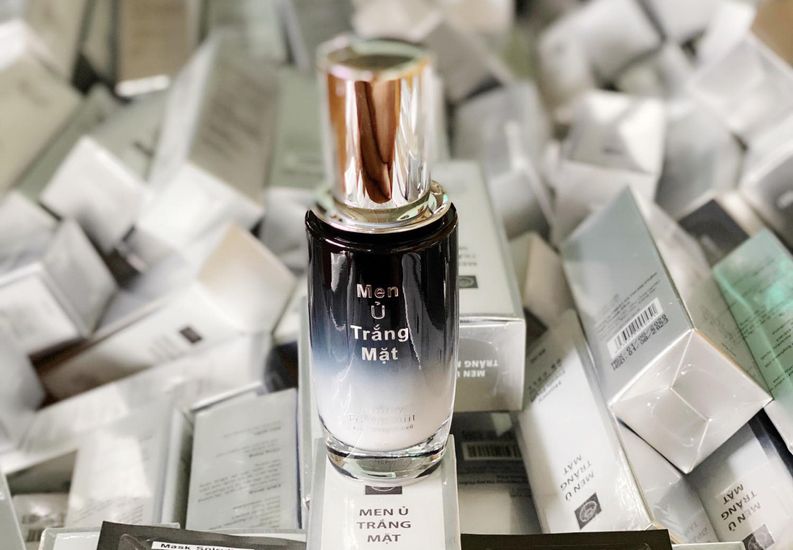 Men ủ trắng mặt Dr Cell