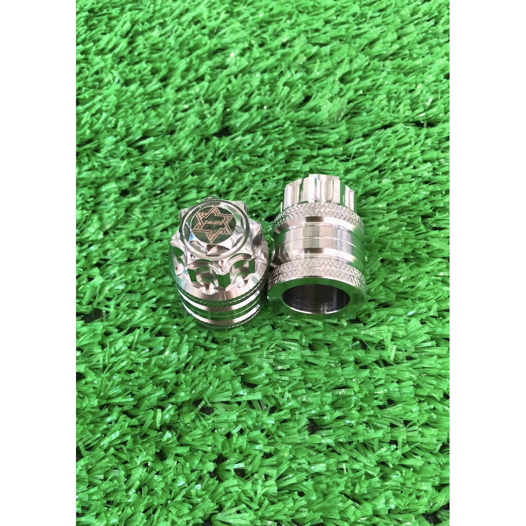 Ốc chụp giò đạp inox salaya gắn mọi loại xe