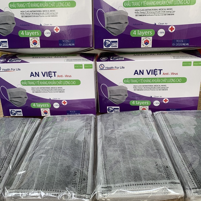 [HCM]Khẩu trang y tế 4 lớp hộp 50 cái kháng khuẩn chống bụi dây đeo chắc chắncó thanh ngang nhựa ôm mũi vừa vặn theo mọi kiểu mũi. Thương hiệu  có dập logo nổi giá thành cực tốt
