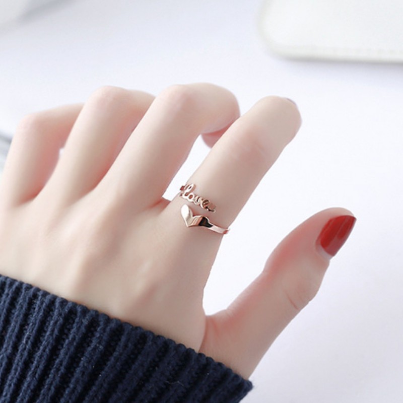 Nhẫn nữ love u titan ko đen tt 2619
